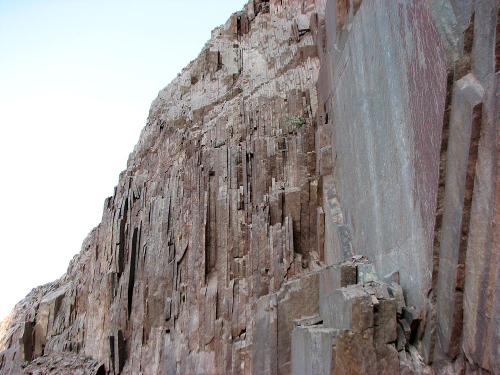 Porphyry Quarry showing natural fault lines along which the slabs are split for processing into cubes and pavings